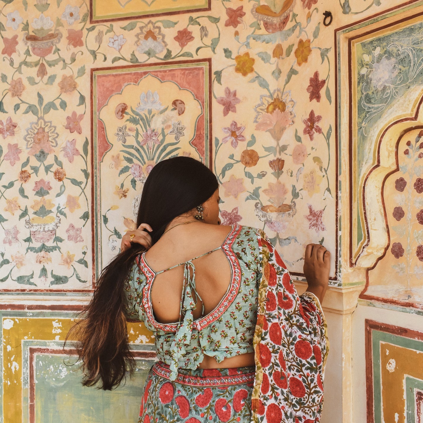 Basanti Set